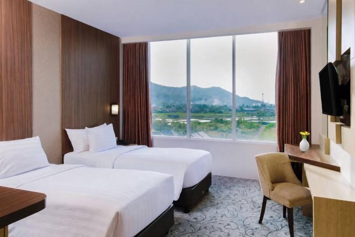 In-room safe, desk, laptop workspace, rollaway beds (surcharge)