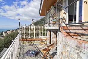 Balcony - Sunset Apartment above the sea (Bogliasco)
