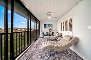 Interior - Loggerhead Cay 274: Beautiful Condo on the Beach! (Sanibel)