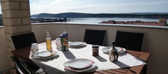 Holiday apartment Rab (Stadt) for 4 - 7 persons with 2 bedrooms - Holiday apartment