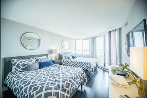 2 habitaciones, tabla de planchar con plancha, wifi y ropa de cama
