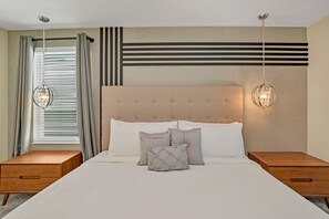8 habitaciones, escritorio y tabla de planchar con plancha 