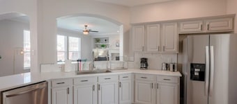 Pearl White Dream Home With Private Pool & Theatre