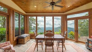 Smart TV, fireplace, DVD player, table tennis