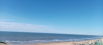 SPECTACULAR SEAVIEW NEAR BRUGES - SPACIOUS APARTMENT 3 BEDROOMS 2 TERRACES