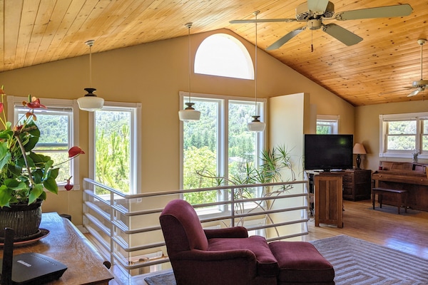 WELCOME TO CASA EL CAPITAN! Gorgeous views, near yosemite, walk to town