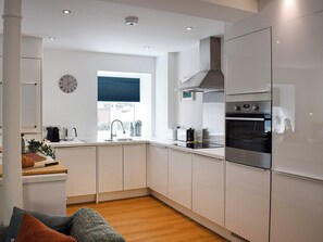 Oven, dishwasher, freezer