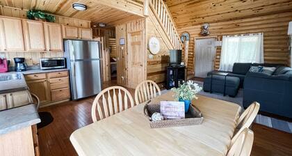 On the river! Private patio. 2 large yards. Dog friendly. Book now for summer!