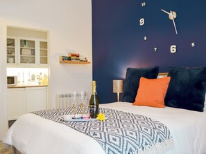 1 soverom, wi-fi (inkludert) og sengetøy