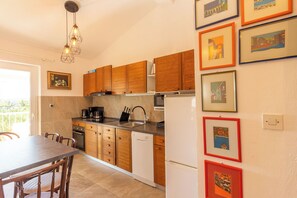 Apartment (A1) | Dapur peribadi | Peti sejuk, ketuhar gelombang mikro, ketuhar, dapur 