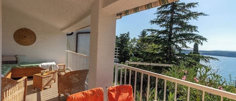 Apartment (A1) | Balkon