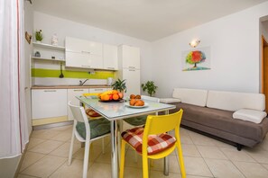 Apartment (A1) | Living room - Apartment Seafront Apartments (Rogoznica)