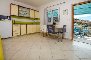 Apartment (A2) | Private kitchen