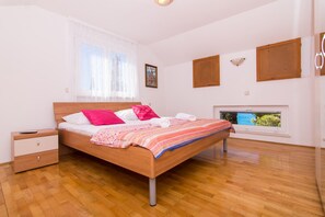 Zimmersafe, Bügeleisen/Bügelbrett, kostenloses WLAN