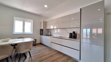 Apartment (A3) | Private kitchen | Fridge, oven, stovetop, espresso maker