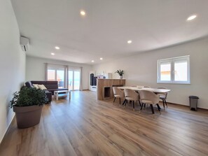 Apartment (A3) | Speisen