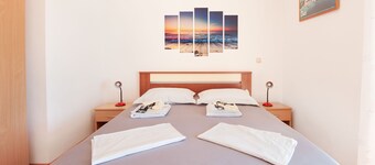 Apartments Tomic