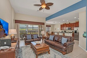 TV, table football - Lovely Decor and Large Pool Area! Less Than 5 Miles to Disney. #4wh633 (Kissimmee)