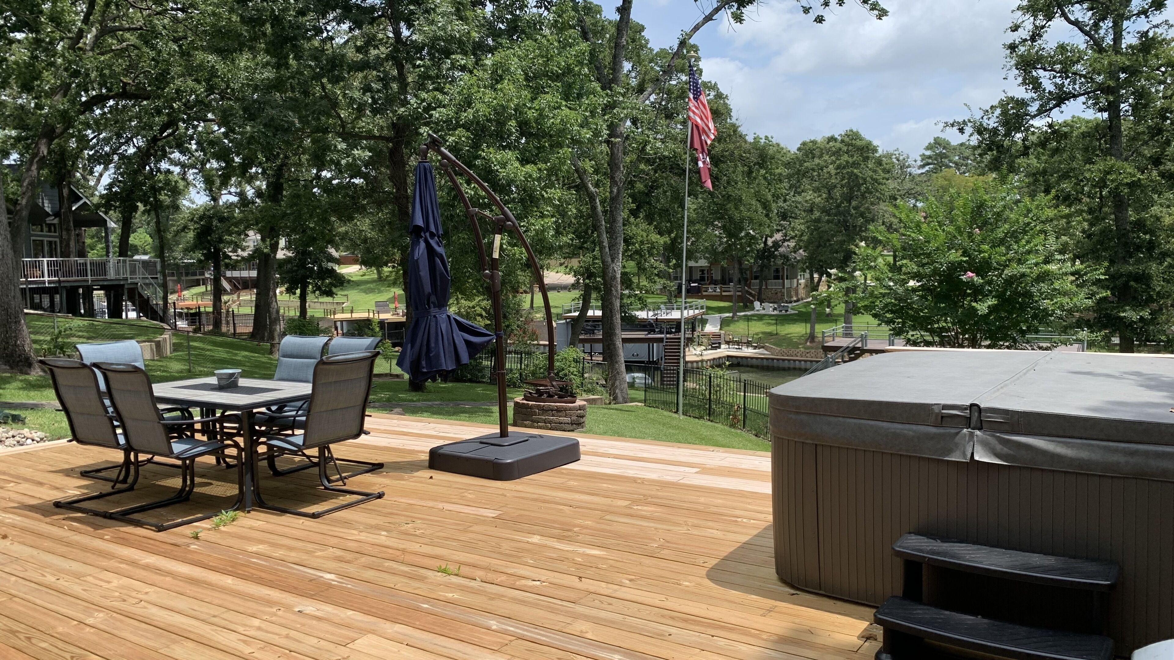 Sunrise & Shine in this Large Home with 2 Master Suites, WiFi, Kayaks and more!