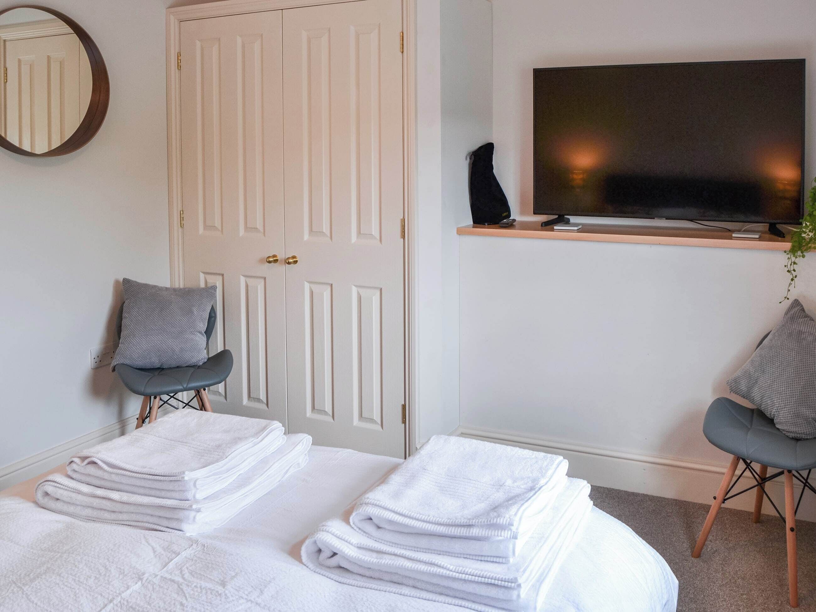 2 bedrooms, free WiFi, bed sheets