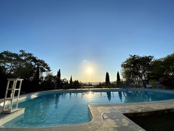 Piscine extérieure