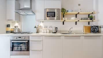 Lave-vaisselle, chaise haute