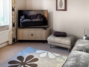 Living area - 4 bedroom accommodation in Sidmouth (Sidmouth)