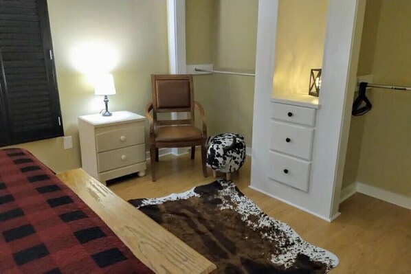1 bedroom, WiFi, bed sheets