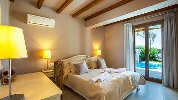2 bedrooms, iron/ironing board, travel crib, free WiFi