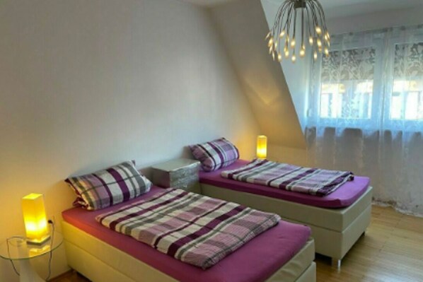 2 bedrooms, WiFi, bed sheets