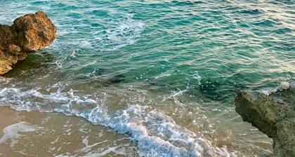 Vacation home 30 meters from the sea