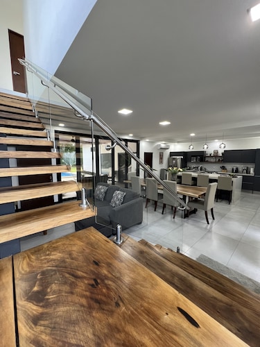 Guanaste Beach House Marbella 