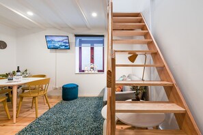 Interior - GuestReady - Easygoing Pool to River (Vila Nova de Gaia)