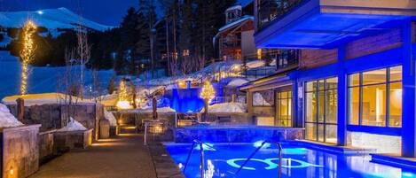 Indoor pool, outdoor pool