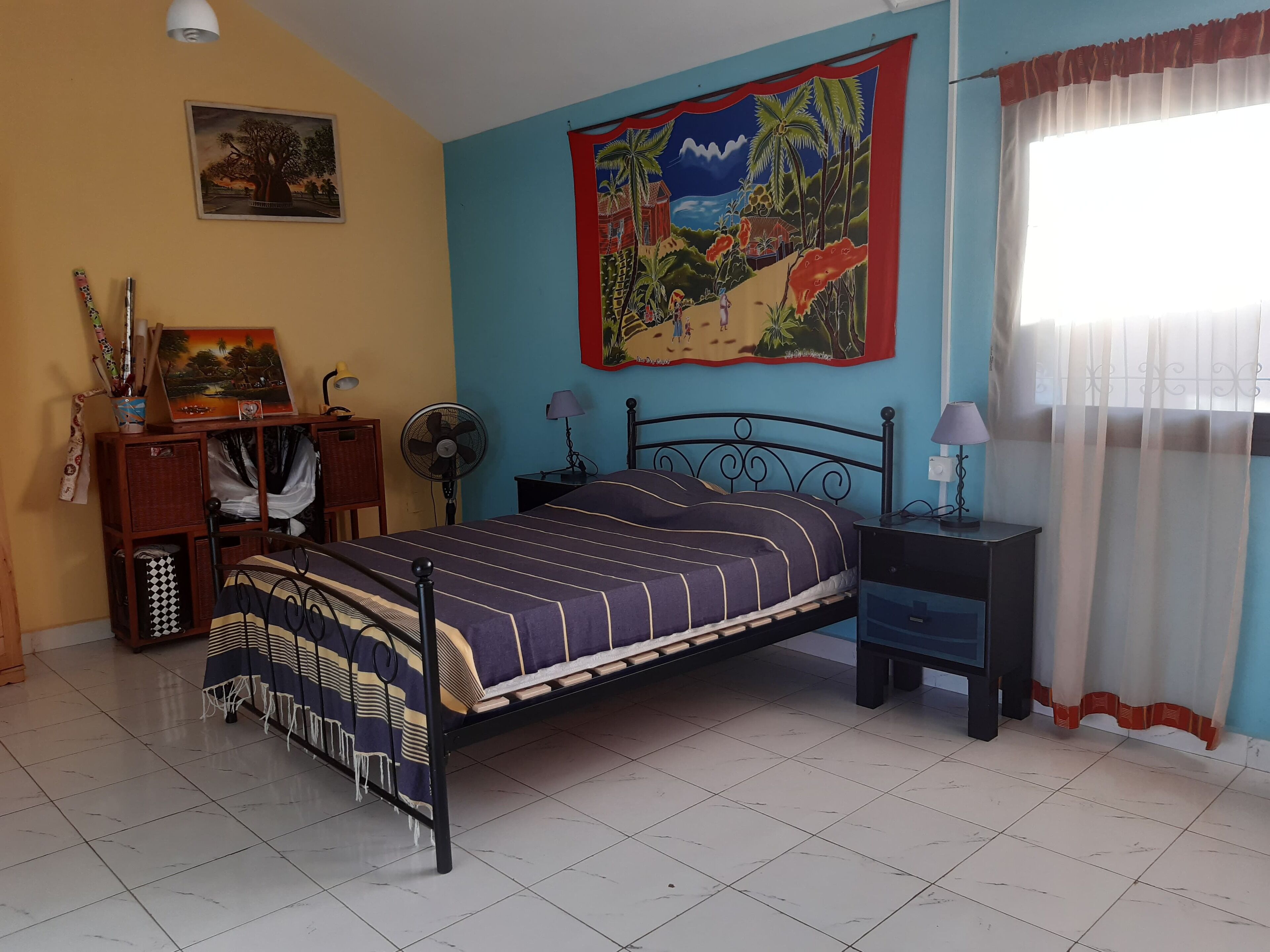 3 bedrooms, iron/ironing board, WiFi