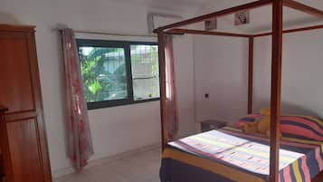3 dormitorios, tabla de planchar con plancha, wifi