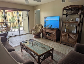 Smart TV, DVD player, books