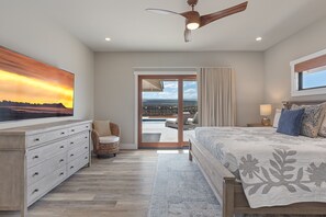 3 makuuhuonetta, silitysrauta/-lauta, Wi-Fi, vuodevaatteet