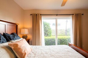 2 bedrooms, travel crib, free WiFi, bed sheets