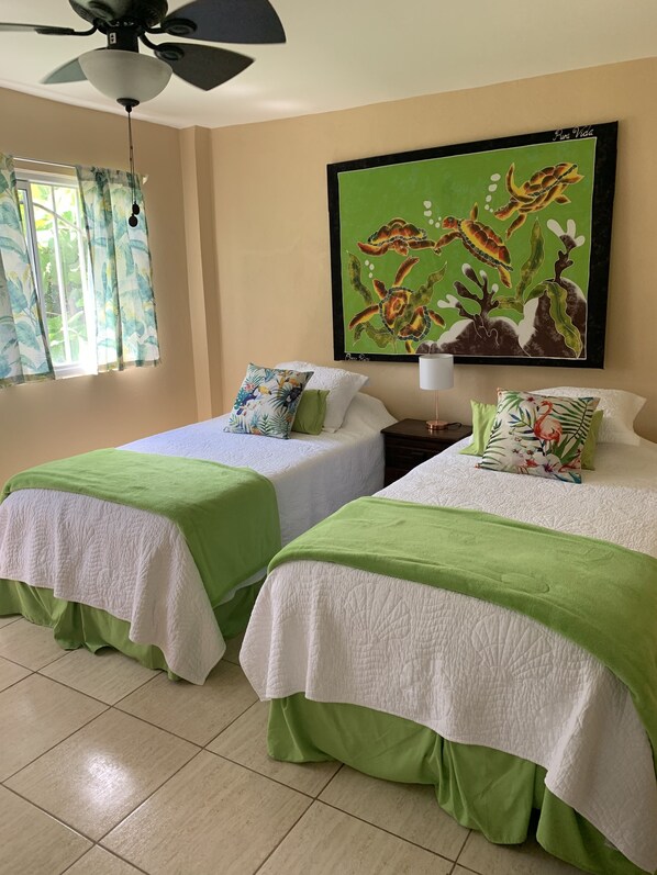 1 Schlafzimmer, Bügeleisen/Bügelbrett, Reisekinderbett, kostenloses WLAN