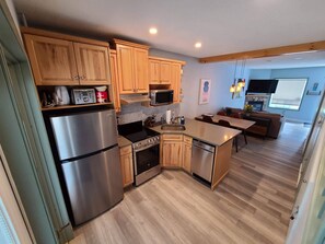 Fridge, microwave, oven, stovetop - 2 Bedroom Chalet between Canmore & Banff (sleeps 7 (up to 6 Adults and 1 Child)) (Harvie Heights)