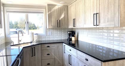 Beautiful Farmhouse in Ridgefield