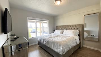 3 slaapkamers, een bureau, een strijkplank/strijkijzer, gratis wifi