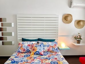 3 habitaciones, caja de seguridad en la habitación y escritorio 