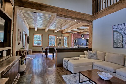 Mountain Cottage - Hot tub, Poker & Pool tables