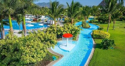 BEAUTIFUL GRAND MAYAN ROOM IN VIDANTA
