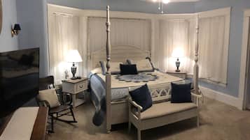 1 bedroom, desk, free WiFi, bed sheets