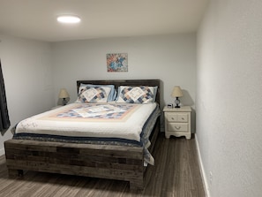 2 chambres, fer et planche à repasser, lit de bébé portatif, Wi-Fi