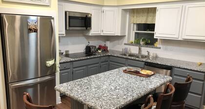 The Cottage Room at Shoal Creek B&B