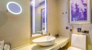 Bathroom - Lavande Hotel (Daxing)